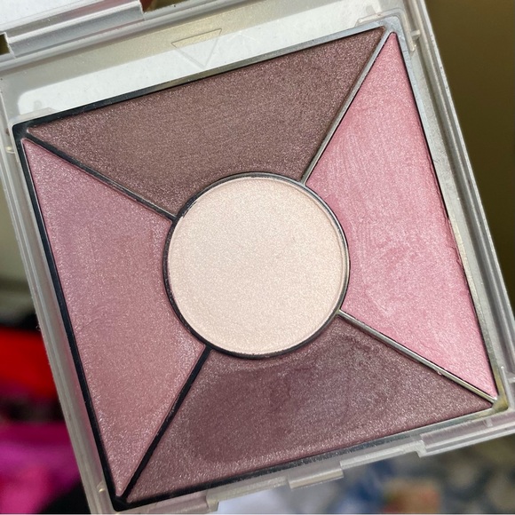 Mary Kay Autumn Eyeshadow Palettes with Magnetic Compact - Picture 5 of 6